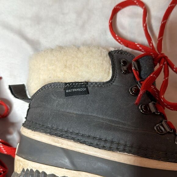 JBU by Jambu Lizzy Waterproof Grey/Red Lace Up Duck Boots. Size 7.5. - Picture 6 of 13